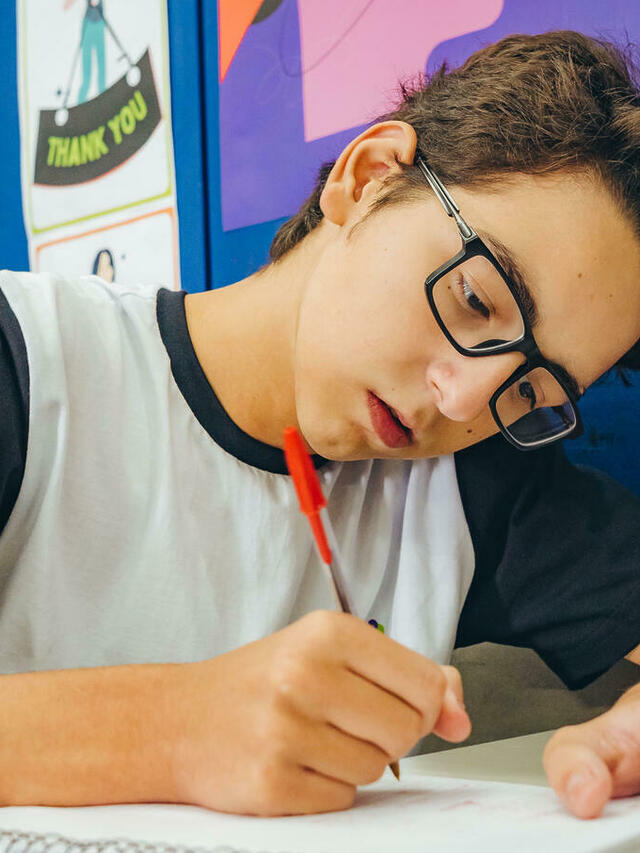 Por que é importante o contato com o inglês na escola todos os dias?